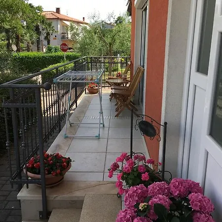 Nina Apartment